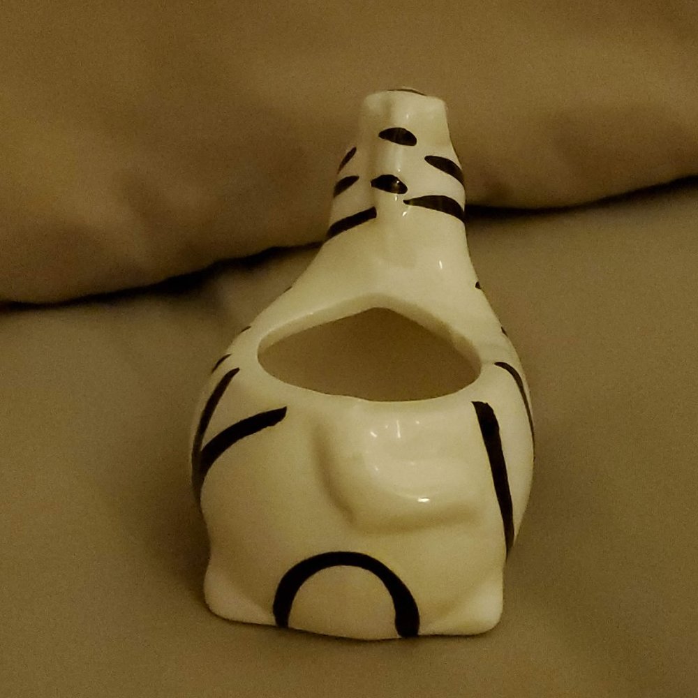 Zebra Plant Pot, Ceramic Animal Planter for Succulents or Air Plants - Picture 6 of 7